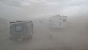Dust storm upon arrival at the gate