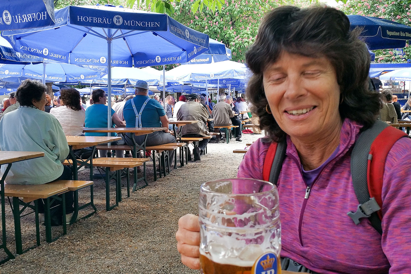 Lolo enjoying the Orleansplatz beer garden