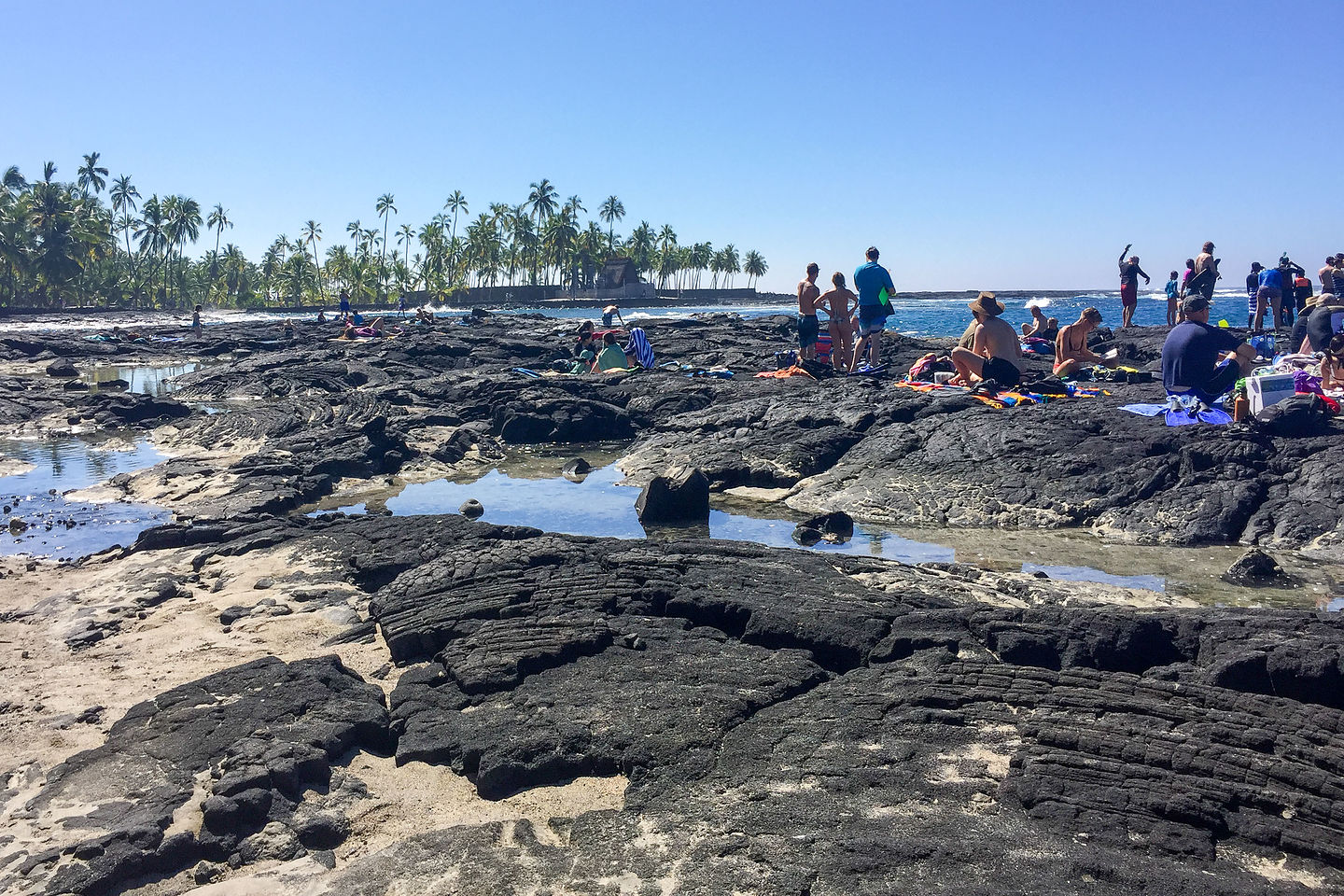 Snorkeling beach near Pu'uhonua O Honaunau National Historical Park