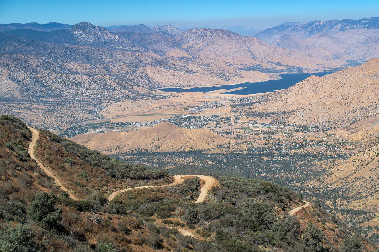 Twisty road down to Lake Isabella