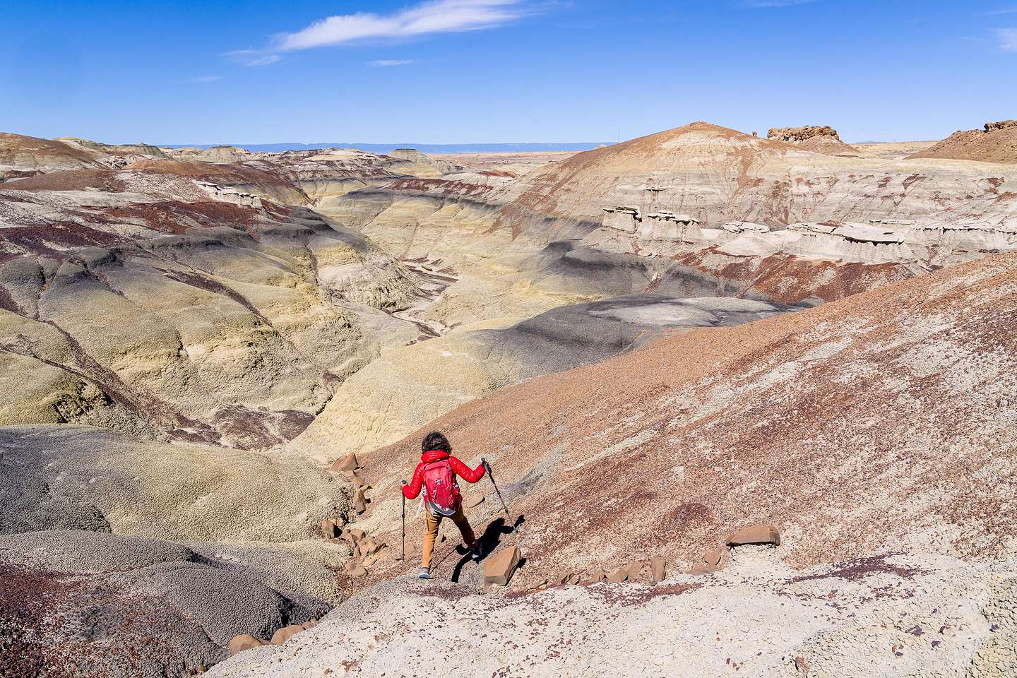 Hiking into the North Bisti Badlands