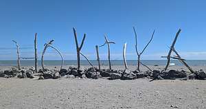 Hokitika driftwood welcome